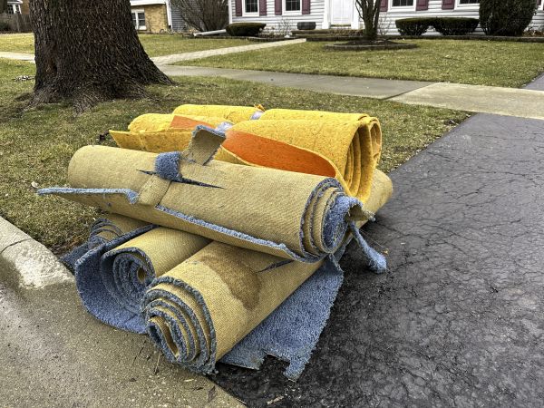 Carpet Haul Away Service in Lafayette