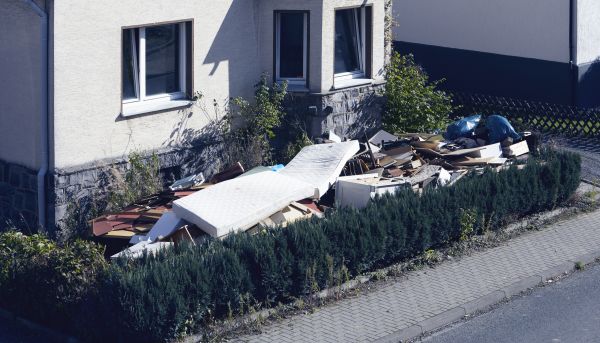 Yard Junk Removal in Lafayette