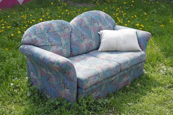 Couch Disposal in Lafayette
